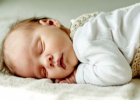 宝宝睡觉早醒怎么办 宝宝早醒的原因有哪些