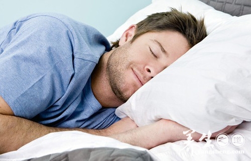 男性5个睡觉恶习严重影响性功能