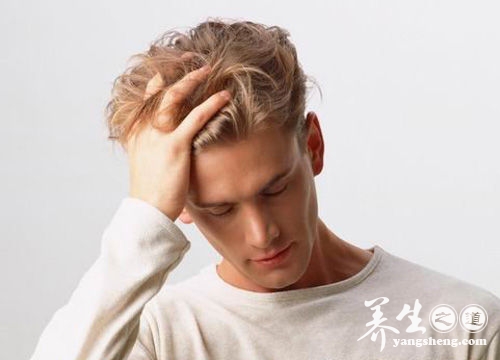 脂溢性脱发的原因及症状