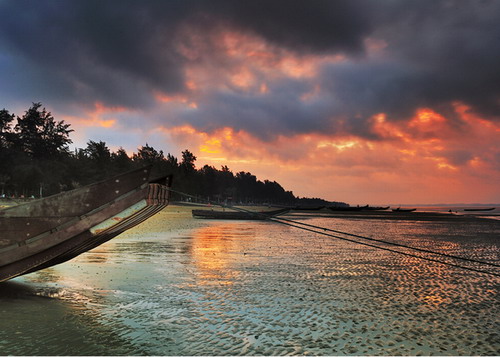 黄昏海滩美景  多么浪漫(1)