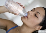 你是否正确喝水了呢？白领喝水排毒需注意4大点