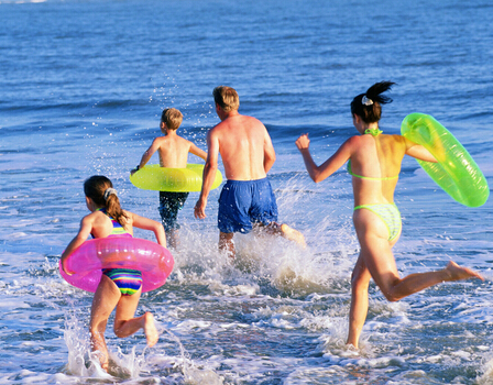 夏季游泳需要注意了方法不对导致生理机能下降