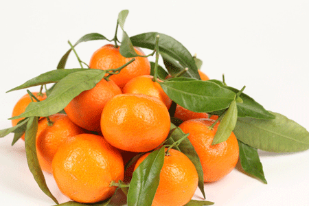 橘子含有丰富的维生素C有明目的功效