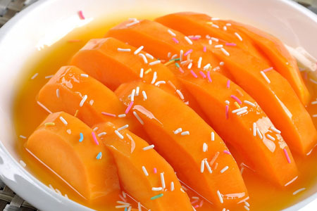 鲜木瓜炖汤是丰胸的上品