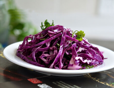 紫甘蓝营养 秋季常吃对预防感冒有神奇的功效