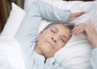 老年人失眠怎么办 失眠偏方有效果