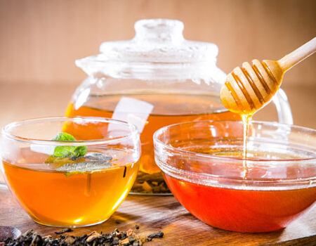 蜂蜜水功效 常喝蜂蜜水可以预防疾病