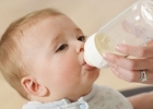 牛奶蛋白过敏 儿童喝牛奶过敏症状