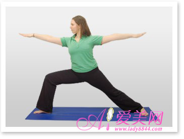 居家健身瑜伽 缓解消化不良症状(6)
