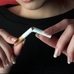 吸烟的危害 远离烟草还地球一个“健康”(4)
