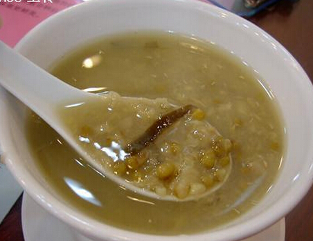 绿豆沙的做法 享受美食还能清凉解渴