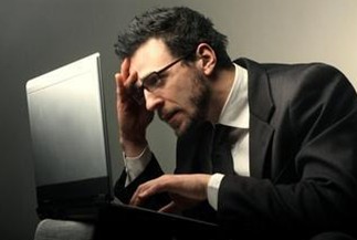 男性睡前玩电脑的危害