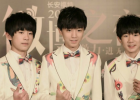 TFBOYS首条微博哂童年照 愿与粉丝齐走未来路