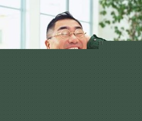 傻笑的男人更健康