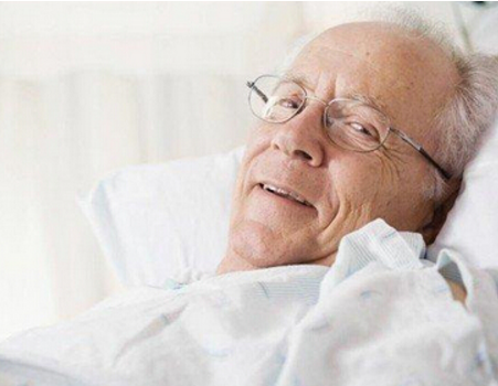 老年人感冒咳嗽怎么办 干咳治疗方法？