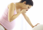 孕妇保健养生 孕初期孕吐严重怎么办？