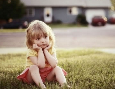 儿童孤独症 如何及早发现儿童孤独症的？