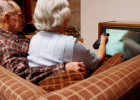 【图】老年人在家常看电视易伤身