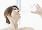 孕妇喝水与胎儿健康息息相关