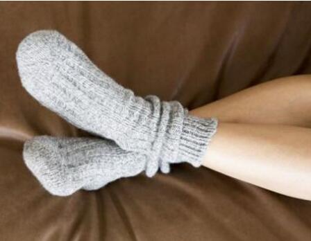冬天手脚冰凉原因以及治疗方法
