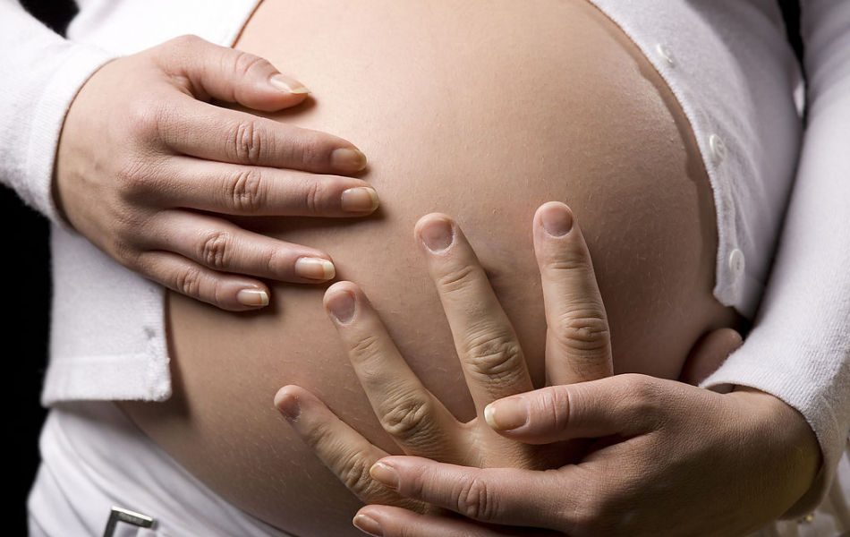 胎教方法 夫妻给宝宝做胎教效果最佳