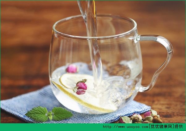 柠檬玫瑰花茶的功效与作用 柠檬玫瑰花茶的做法(3)