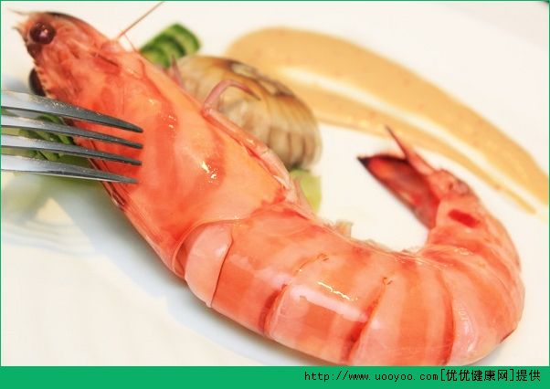 番茄大虾的做法是什么？番茄大虾的营养价值及功效(5)