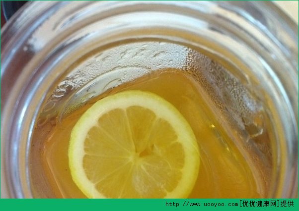 新鲜柠檬怎么泡水喝？新鲜柠檬泡水的方法(3)