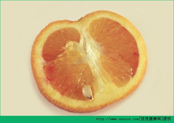 橙子切开为什么是红色的？红色果肉的橙子可以吃吗？(2)