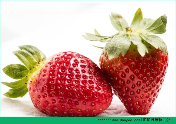 菠萝和草莓能一起吃吗？菠萝和草莓一起吃好吗？(4)