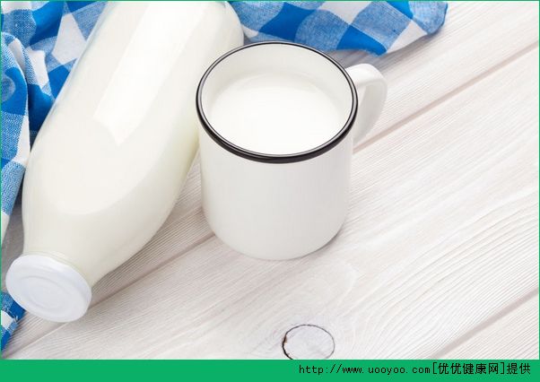 睡觉前喝牛奶好吗？睡觉前喝牛奶会长胖吗？(3)