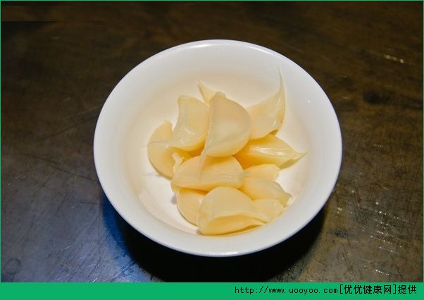 醋大蒜的功效与作用 醋大蒜的腌制方法(5)