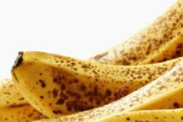 香蕉皮有黑点还能吃吗？香蕉怎么保存不变黑？(1)