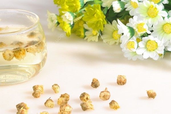 桑葚和金银花菊花一起泡能喝吗？桑葚和金银花可以一起泡茶喝吗？(4)