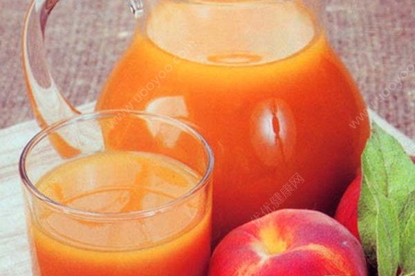 桃子和什么水果榨汁？桃子和什么榨汁好喝？(1)