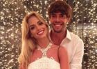 巴西媒体：卡卡与女友卡罗琳娜订婚
