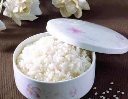 主食做法 如何蒸出清香松软的米饭