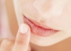 孕期护唇方法 是否可以使用唇膏？
