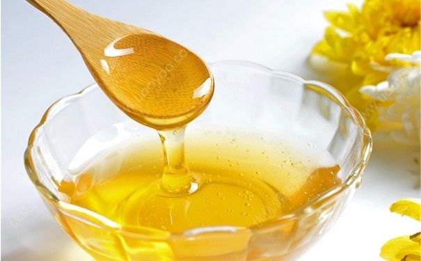 蜂蜜底下白色沉淀是什么？白色沉淀影响蜂蜜质量吗？(3)