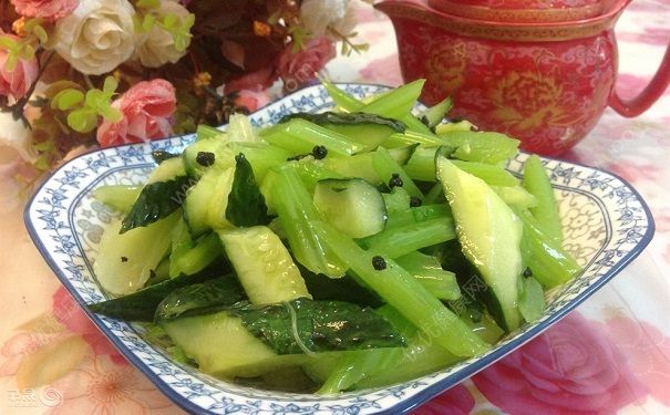 芹菜与黄瓜同食好吗？芹菜和黄瓜一起吃好不好？(2)