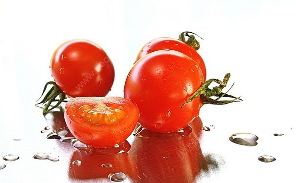 芹菜与西红柿可以一起吃吗？芹菜和西红柿同食有何影响？(3)