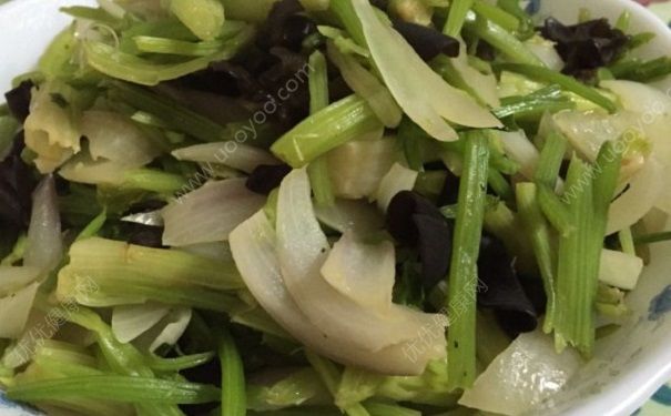 芹菜洋葱可以一起吃吗？芹菜和洋葱一起吃有什么影响？(2)