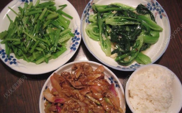 芹菜油菜能一块吃吗？芹菜和油菜一起吃好不好？(1)