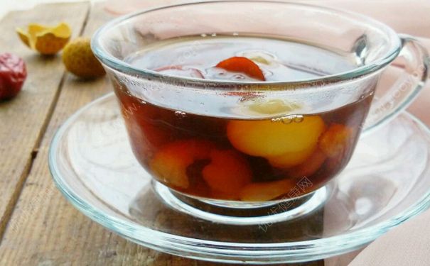 红枣和红糖可以一起泡水喝吗？红枣和红糖泡水喝有什么好处？(3)