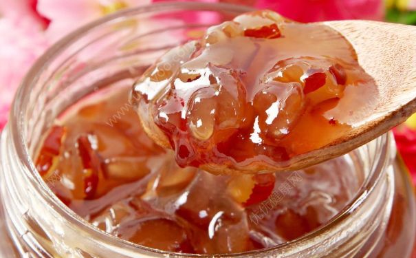 红枣能和蜂蜜一起泡水喝吗？红枣和蜂蜜可以一起泡水喝吗？(2)