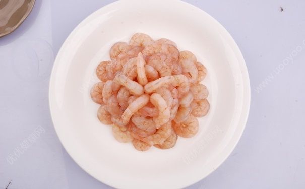 豌豆虾仁怎么做好吃？豌豆虾仁的做法(2)