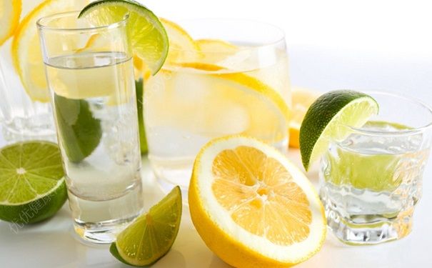 天热喝柠檬水好吧？天热喝柠檬水有什么好处？(2)