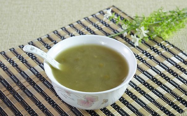 天热喝绿豆汤好吗？天热喝绿豆汤有什么好处？(1)