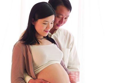 怀上宝宝是既兴奋又煎熬的，怀孕的过程是一个心理以及生理都发生巨大变化的过程