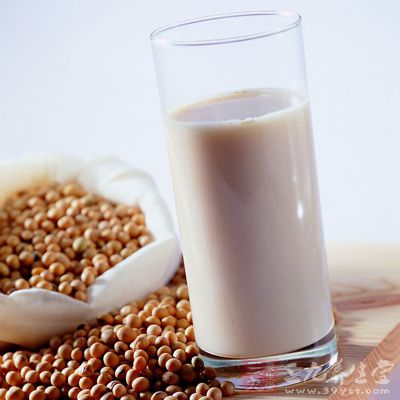 豆浆中的蛋白质和硒、钼等都有很强的抑癌和治癌能力
